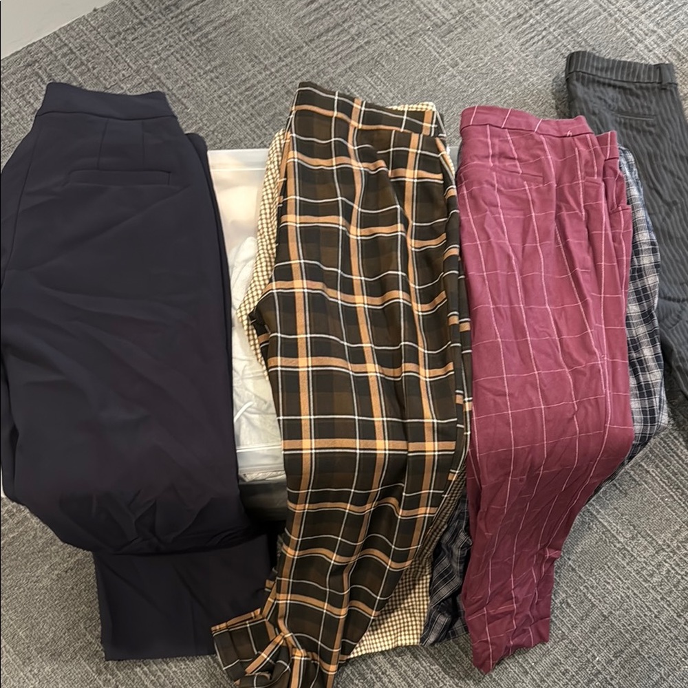 Assorted Pants Collection (8 pair) - Picture 4 of 4